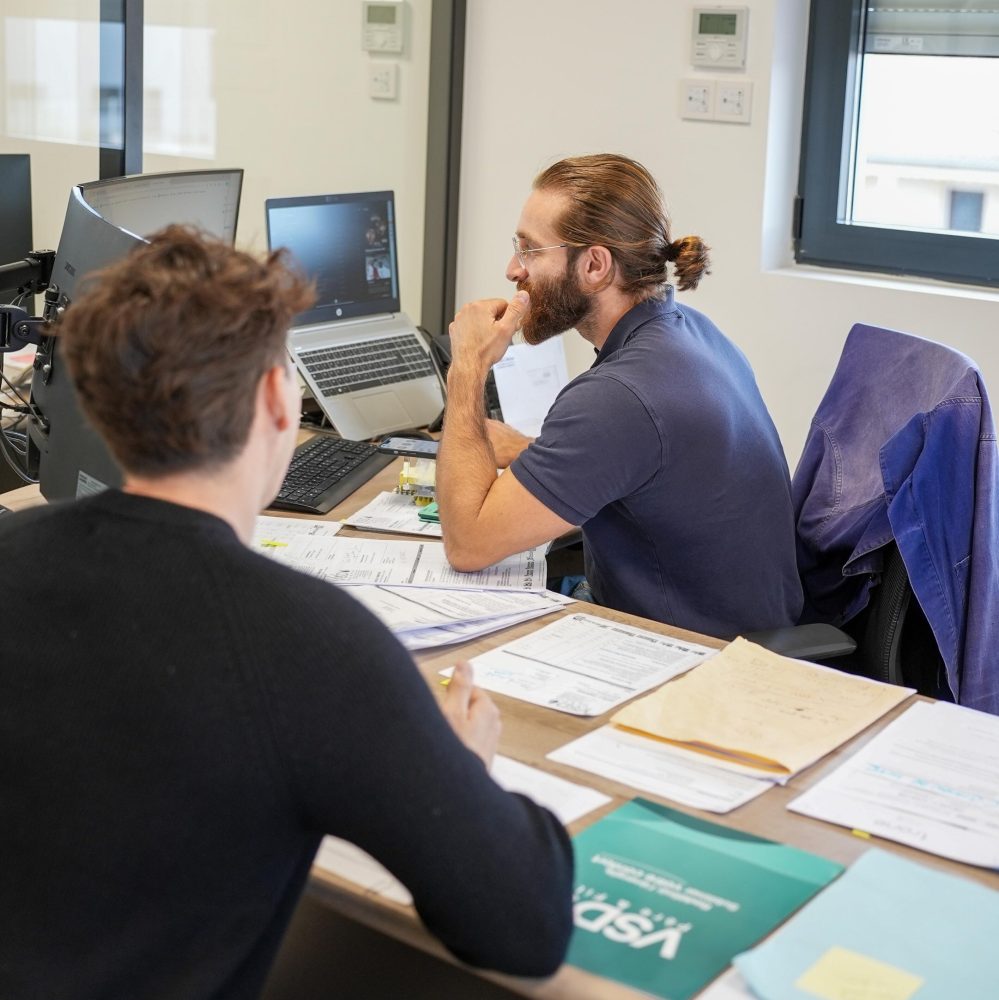 Équipe VSD Énergie réunie autour de ses métiers