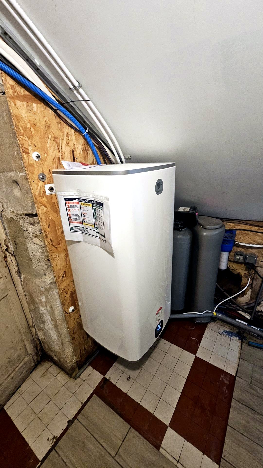 Installation en local technique — Chauffe-eau VSD Énergie